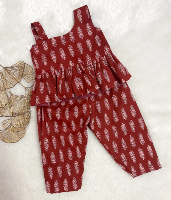 Cotton Red casual wear